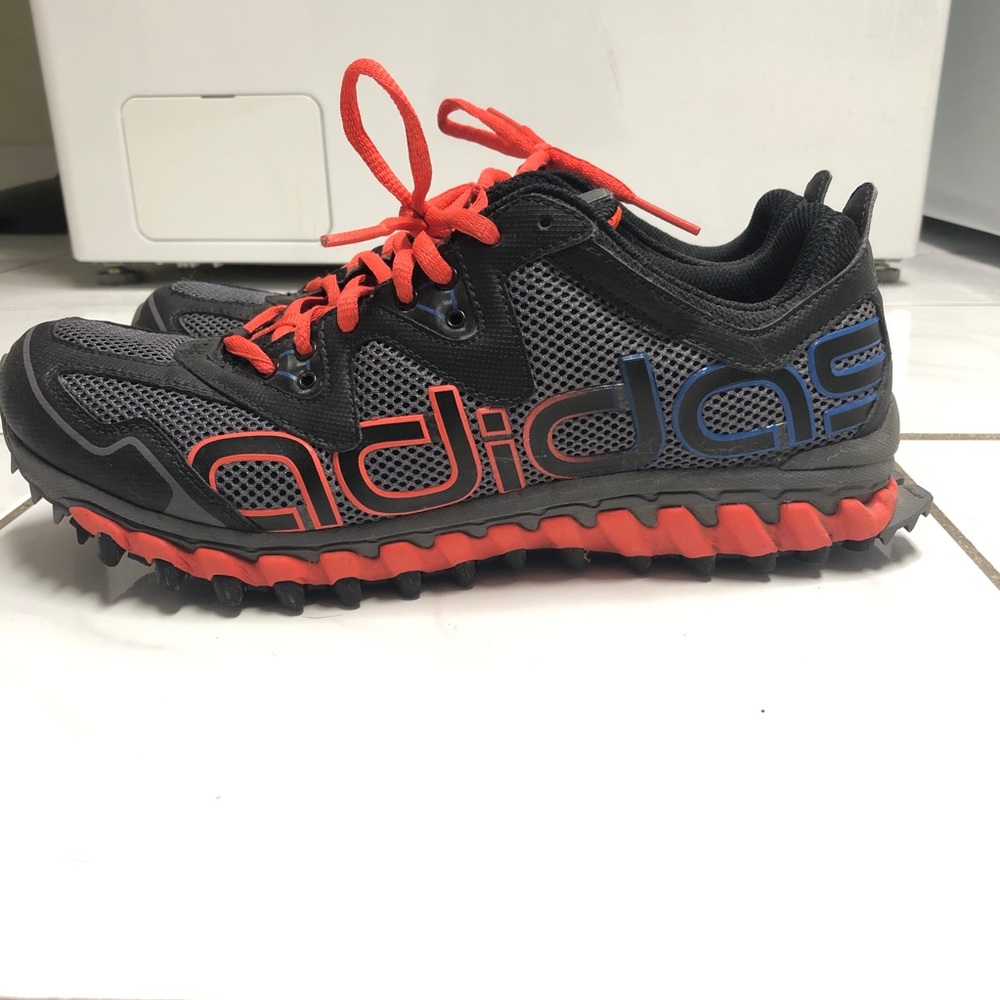 Adidas men’s hiking trail shoes 9.5